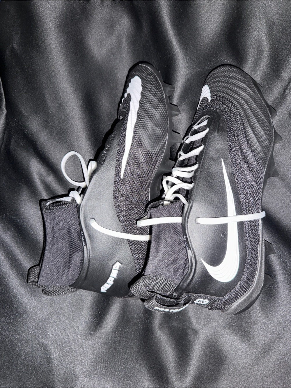 Nike Men’s Black and White Athletic Cleats